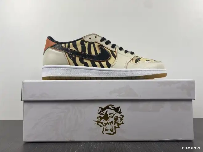 Jordan OG Year DH6932-100 Tiger Low 1 the Air of 0510